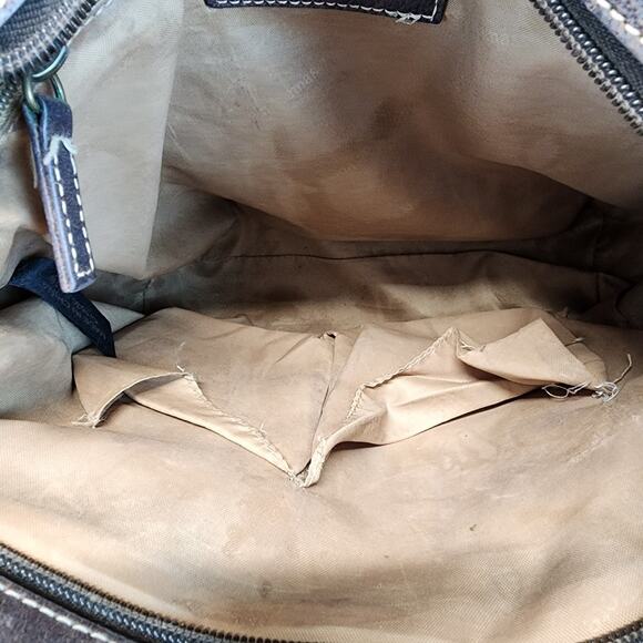 Gun Tote N Mamas Distressed Brown Leather Crossbody Purse RFID Concealed Carry - Picture 5 of 13